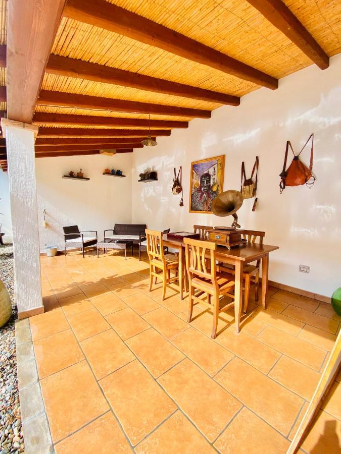 Centu Concas Bed and Breakfast Muravera Εξωτερικό φωτογραφία